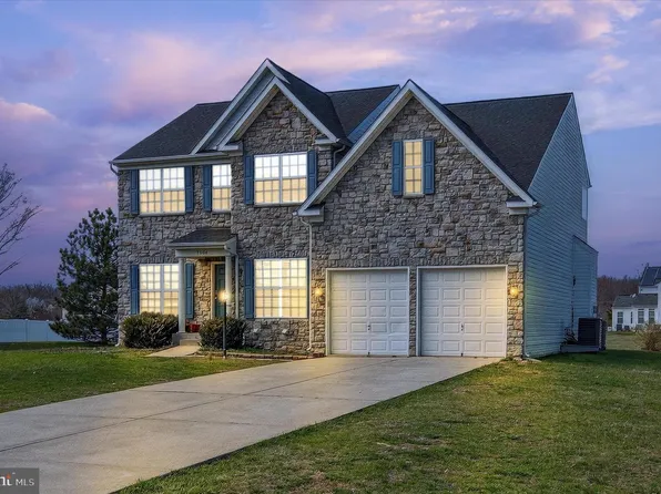 7504 White Plains Ln, Brandywine, MD 20613