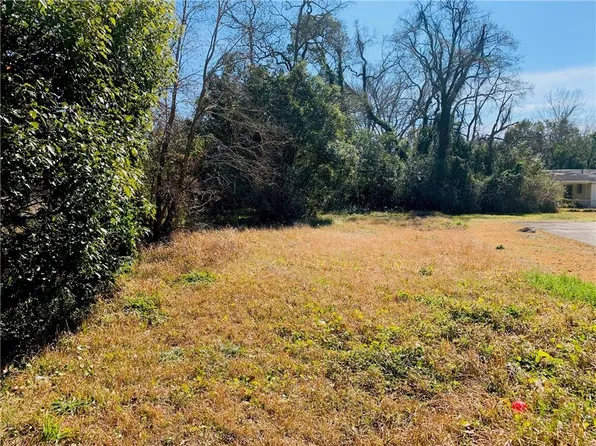 1755 Belfast St, Mobile, AL 36605