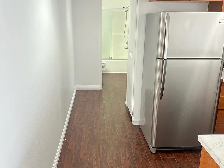 2121 Beloit Ave #312 — Photo 13