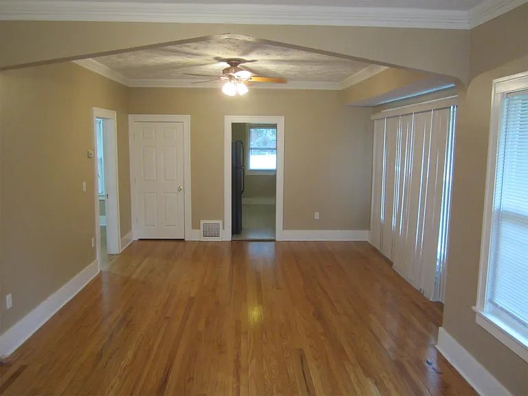 2556 Vane St — Photo 22