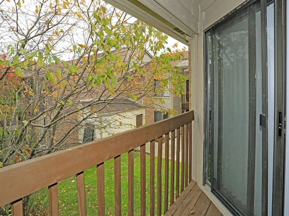 Warren Village Apartments, 6380 E Forteen Mile Rd APT A12, Warren, MI 48092