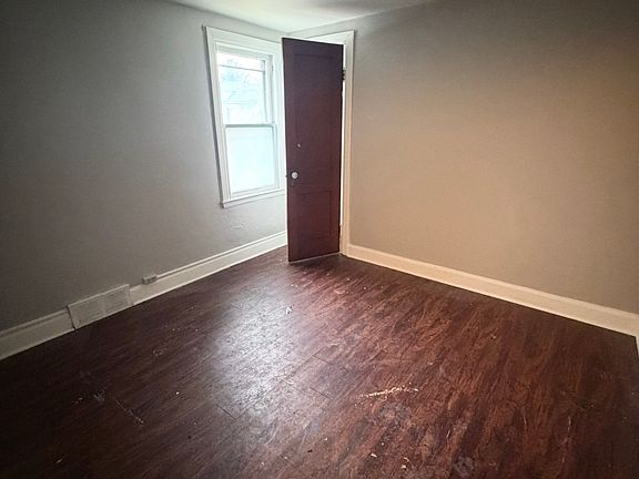 5th image of 18-20 Euclid Ave #C