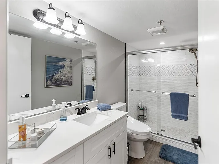 97 Sunset Dr #201 — Photo 18