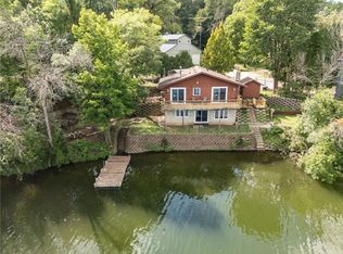 40402 Ryans Bay Rd, Zumbro Falls, MN 55991