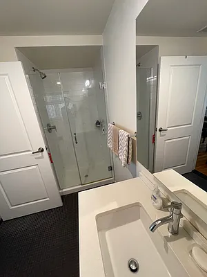 Rented by FAR Property Management | media 27