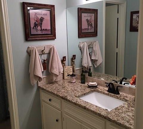 5th image of 4520 Quail Hollow Ct