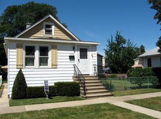 3332 Madison Ave, Brookfield, IL 60513