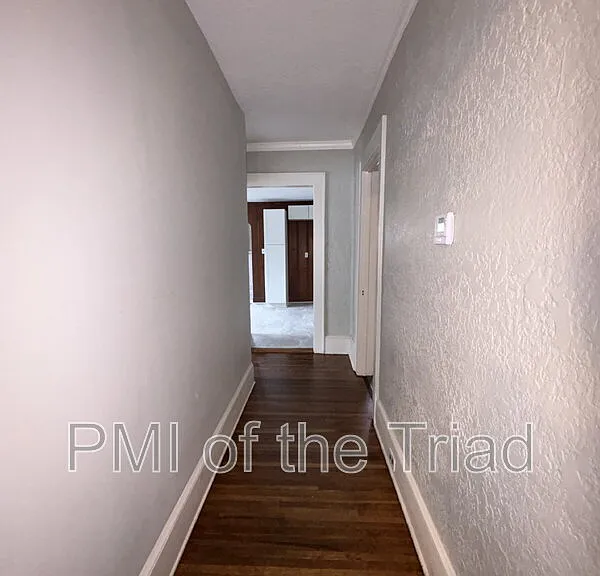 1110 Adams St — Photo 15