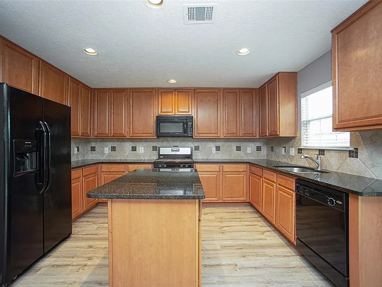29314 Legends Bluff Dr — Photo 7