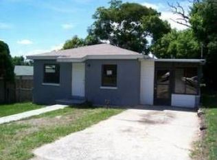 636 S 6th St, Lake Wales, FL 33853
