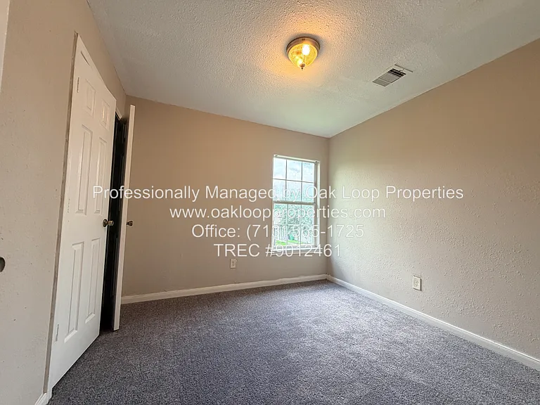5408 Groveton St #B — Photo 11