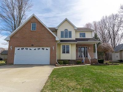 3819 Cedar Ridge Dr, Fort Gratiot, MI, 48059