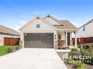 517 Raglands Rd, Leander, TX 78641