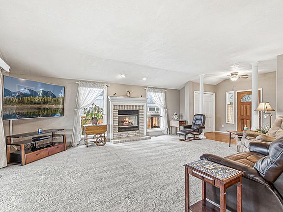 5th image of 1620 Edgevale Ave