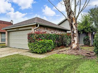11639 Eaglewood Dr, Houston, TX 77089