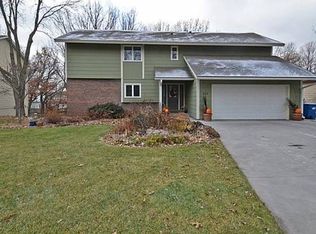 948 122nd Ln NW, Coon Rapids, MN 55448