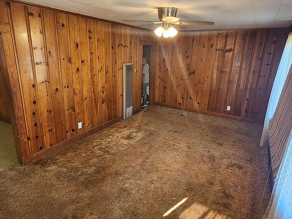 5th image of 1309 Cayce St