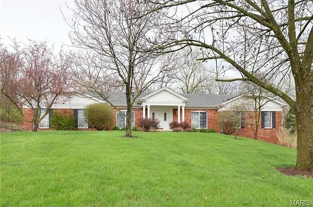 1st image of 304 Ladue Woods Ct