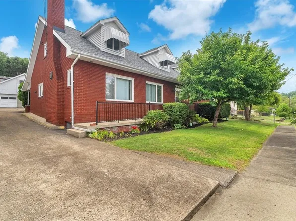 353 3rd St, Smithton, PA 15479