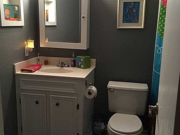 2nd Bathroom