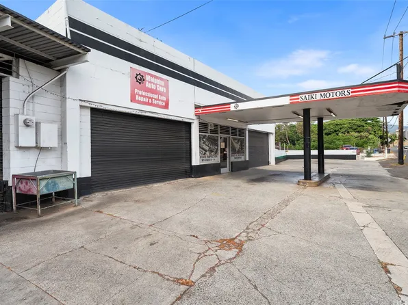 94-825 Waipahu St, Waipahu, HI 96797