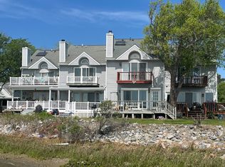 121 Scotts Point, Hampton, VA 23663