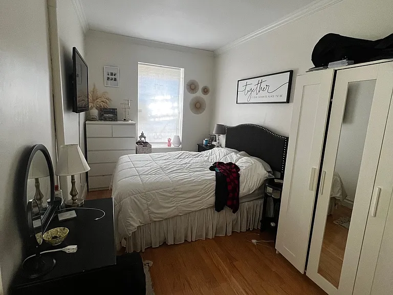 328 E 66th St #1 — Photo 7