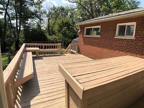 4th image of 5417 Fayridge Ct
