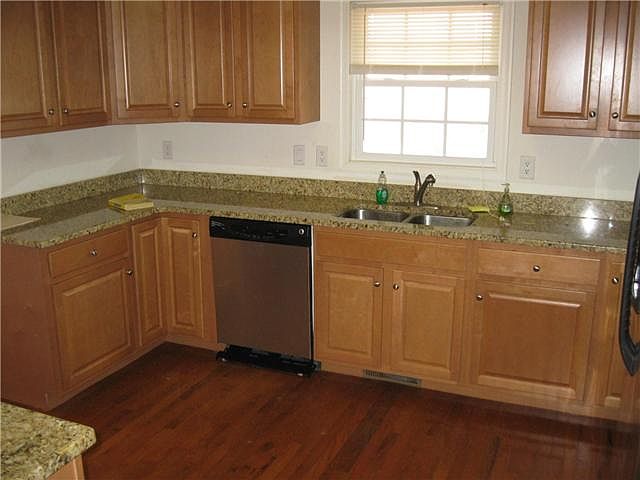 2nd image of 3901 Mountain View Ct