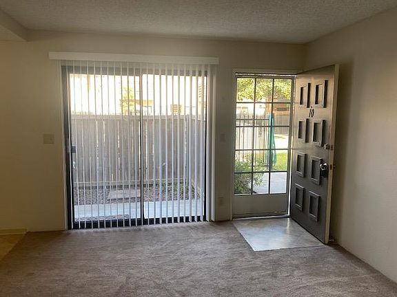 3rd image of 10930 Del Norte St APT 10