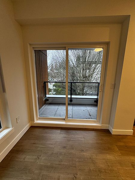 Surrey Apartment for rent - 1 Bedroom — photo 20
