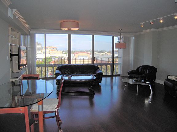 5th image of 555 Laurel Ave APT 521