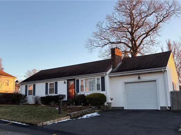 69 Hazelwood Ave, East Providence, RI 02914