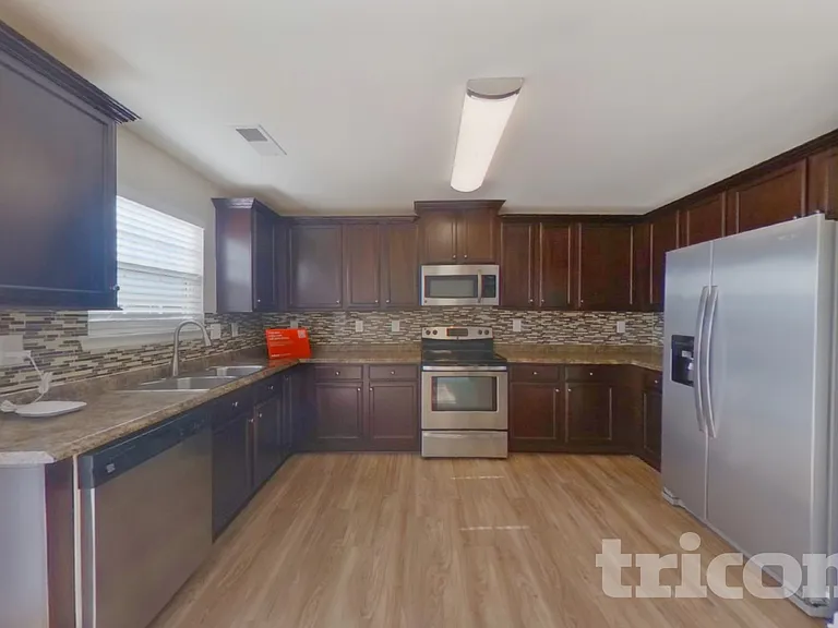 13730 Elsie Caldwell Ln — Photo 6