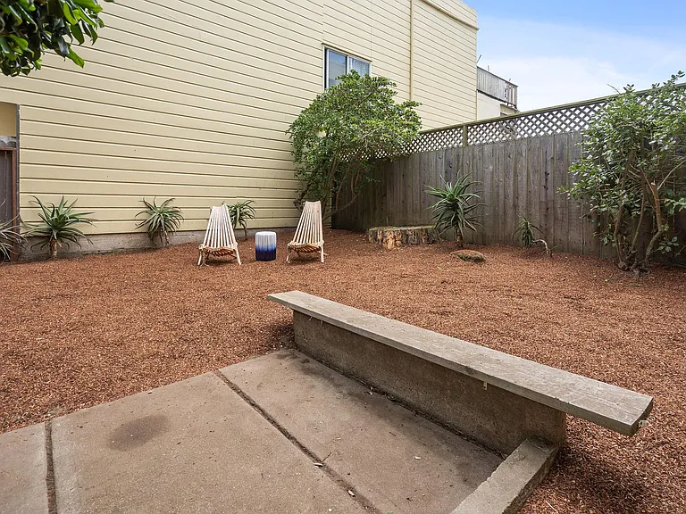 196 Jules Ave — Photo 36