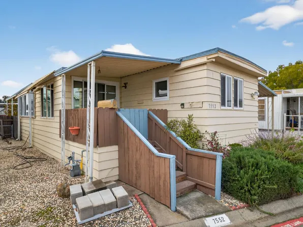 7552 Red Bud Ln, Sacramento, CA 95828