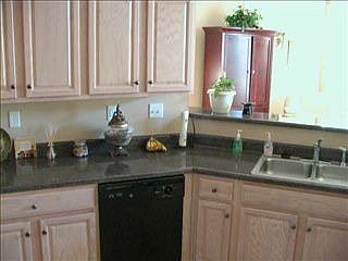 4th image of 605 Birthstone Ave