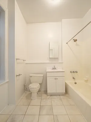 Rented by City Connections Realty | media 18