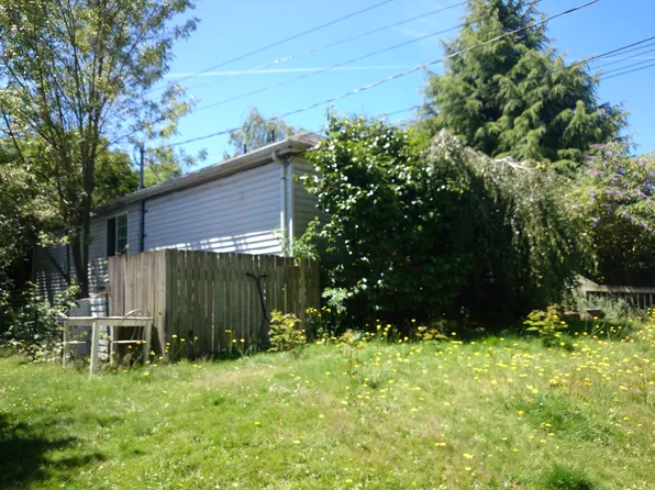 807 NW 63rd St, Seattle, WA 98107