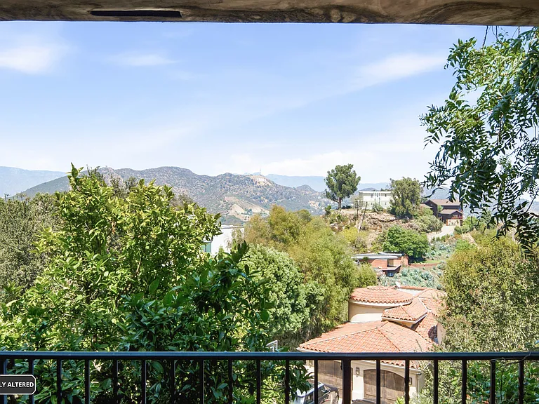 2928 Las Alturas St #1/2 — Photo 19