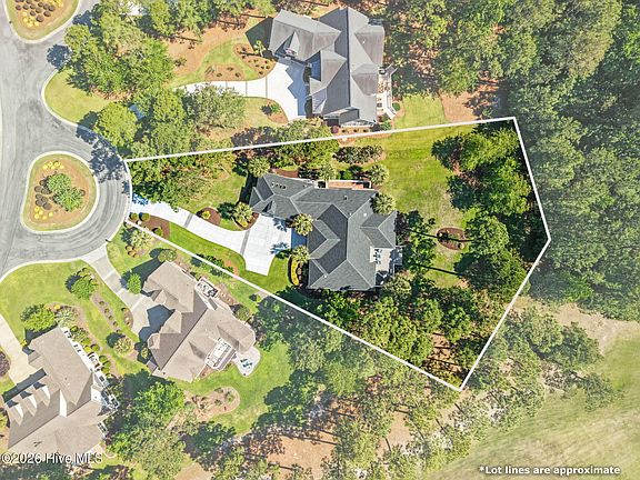 3rd image of 585 Westchester Place SW