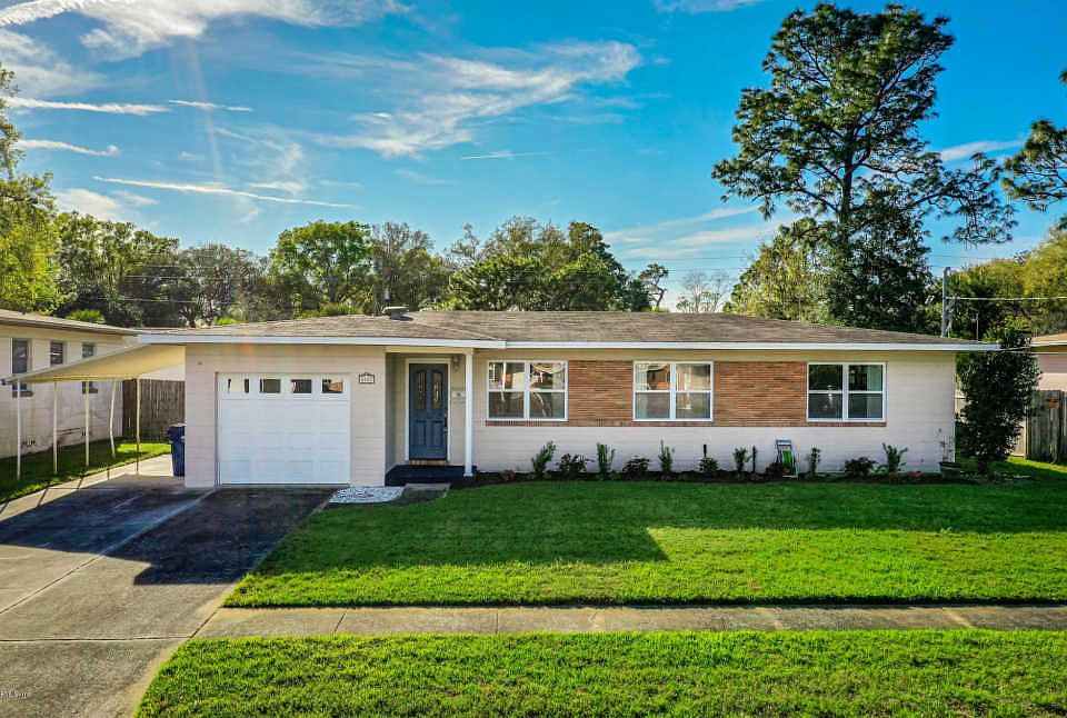 1st image of 3122 Honeywood Dr