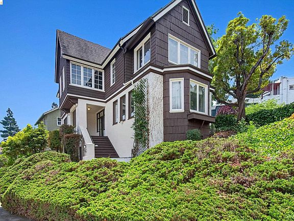 4th image of 617 Boulevard Way