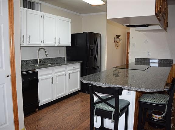 2nd image of 5313 Baker Dr