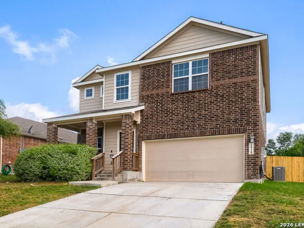 1818 Strawberry Fld, New Braunfels, TX 78130