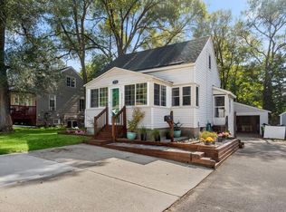 574 32nd St SW, Wyoming, MI 49509