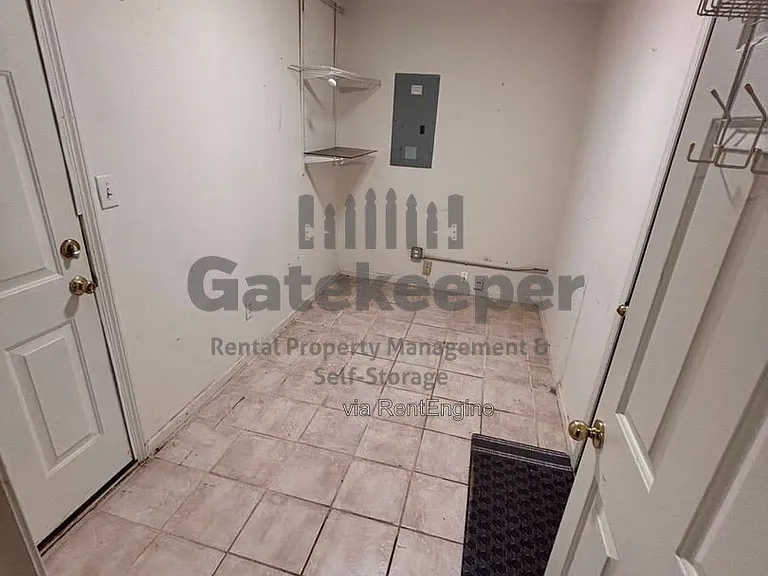 644 N Fairfield Dr — Photo 5