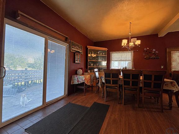 4th image of 705 Smith St