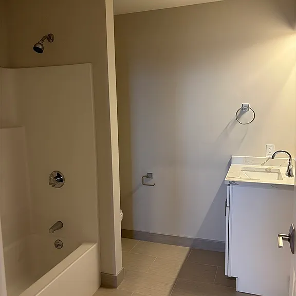 87 N Water St #106 — Photo 10