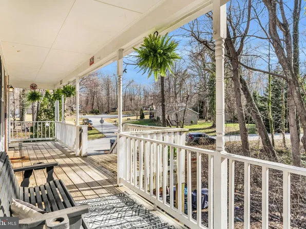 3550 Brookeside Dr, Chesapeake Beach, MD 20732